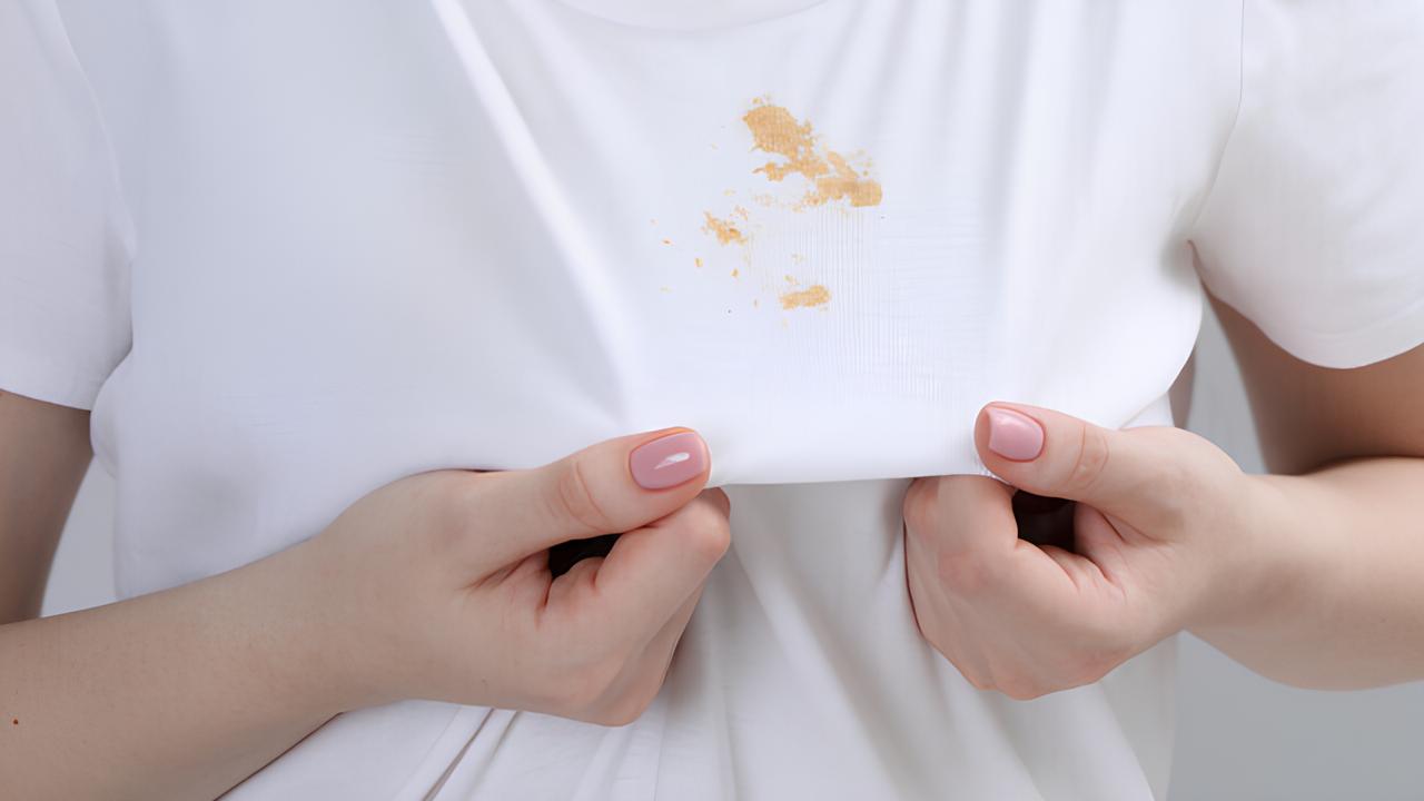 يجب معرفة احتياطات إزالة البقع لمحلات الغسيل