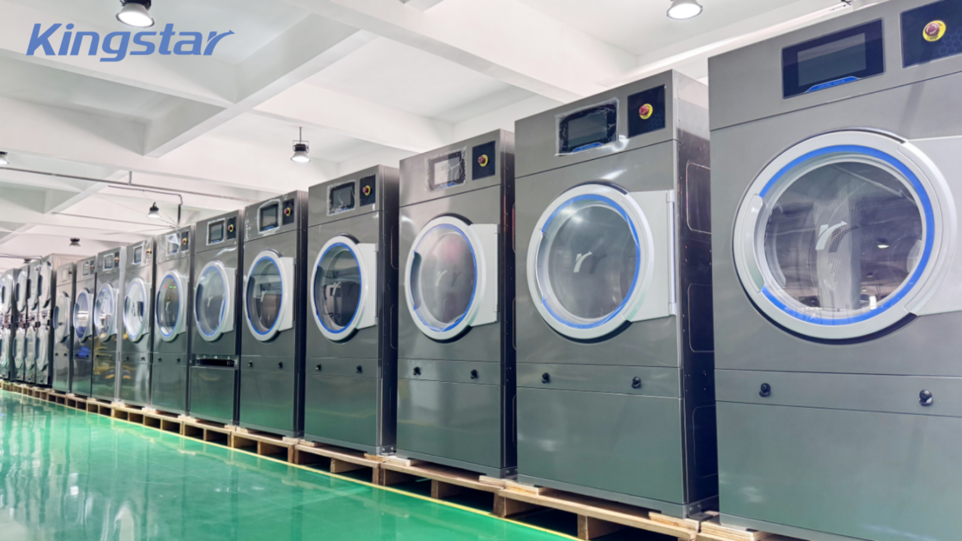 كيف تقوم المغاسل بغسل الفانيلا بشكل صحيح: الرجل الأنيق للأقمشة